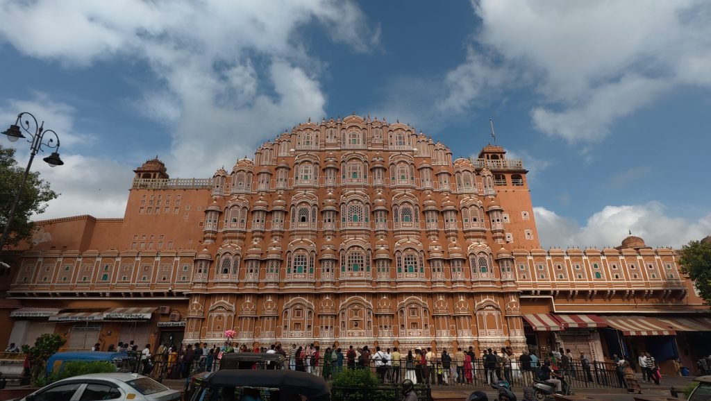 Hawa Mahal in Jaipur, Rajasthan — photograph 2