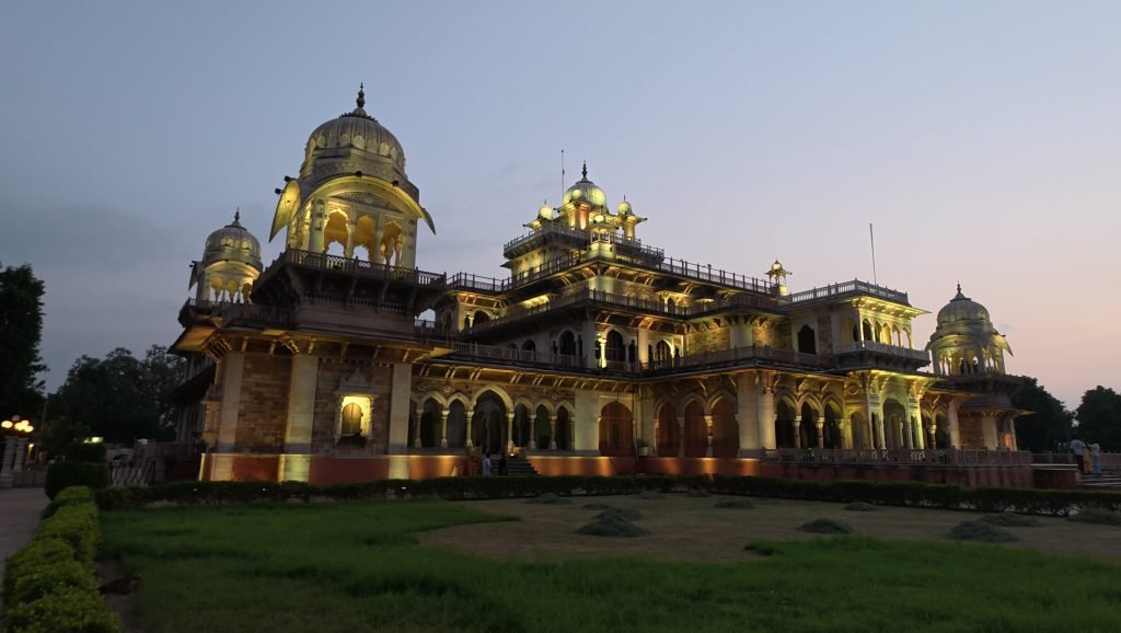 Albert Hall Museum in Jaipur, Rajasthan — photograph 1