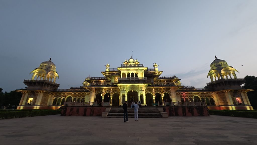 Albert Hall Museum in Jaipur, Rajasthan — photograph 2