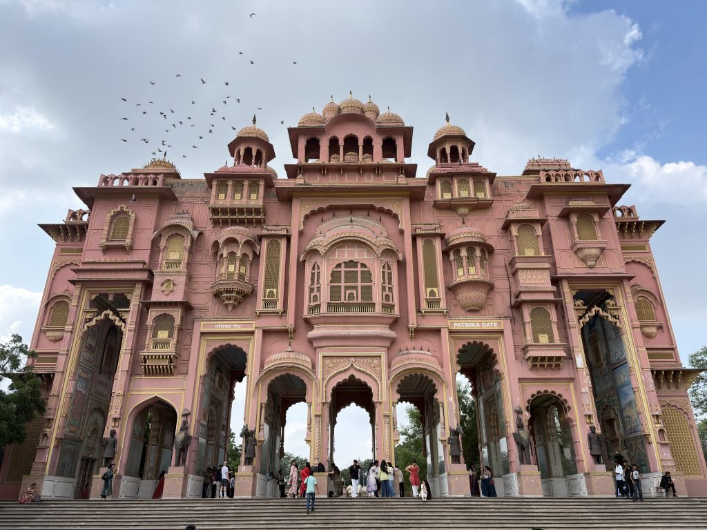 Patrika Gate in Jaipur, Rajasthan — photograph 5